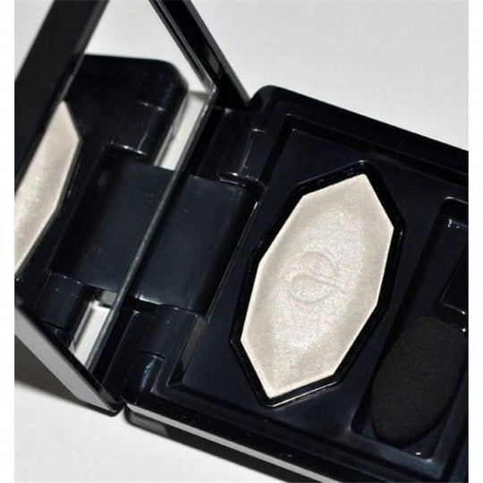 Cle De Peau Beaute Solo Eye Shadow 101 0.07 oz / 2 ml