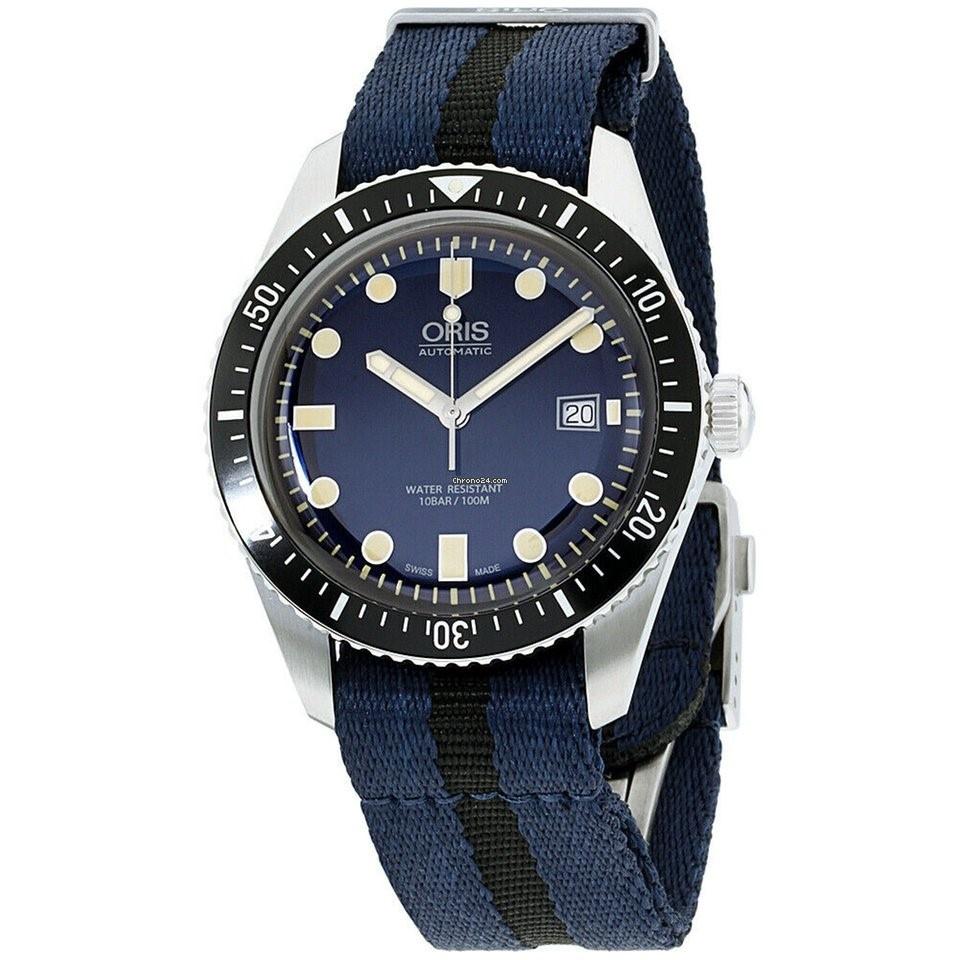 Oris Men&#39;s 73377204055TSBLUEBLK Divers Two-Tone Nylon Watch