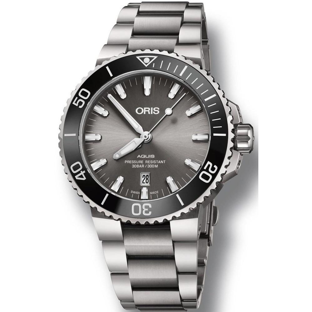 Oris Men&#39;s 73377307153MB Aquis Stainless Steel Watch