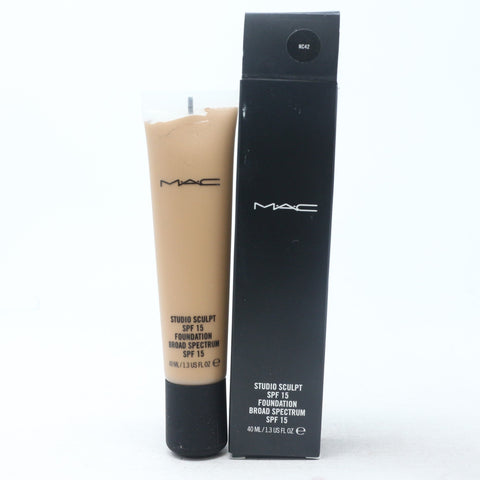 Mac Cosmetics Studio Sculpt Spf 15 Foundation (Nw43) 1.3 Oz (40 Ml) MAN719