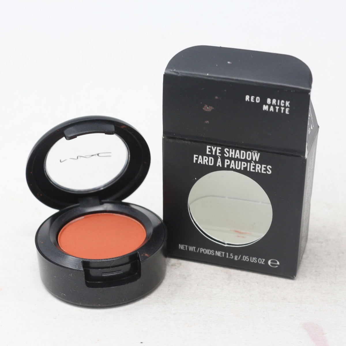 Mac Cosmetics Eye Shadow (Red Brick) Matte 0.05 Oz (1.5 Ml)  