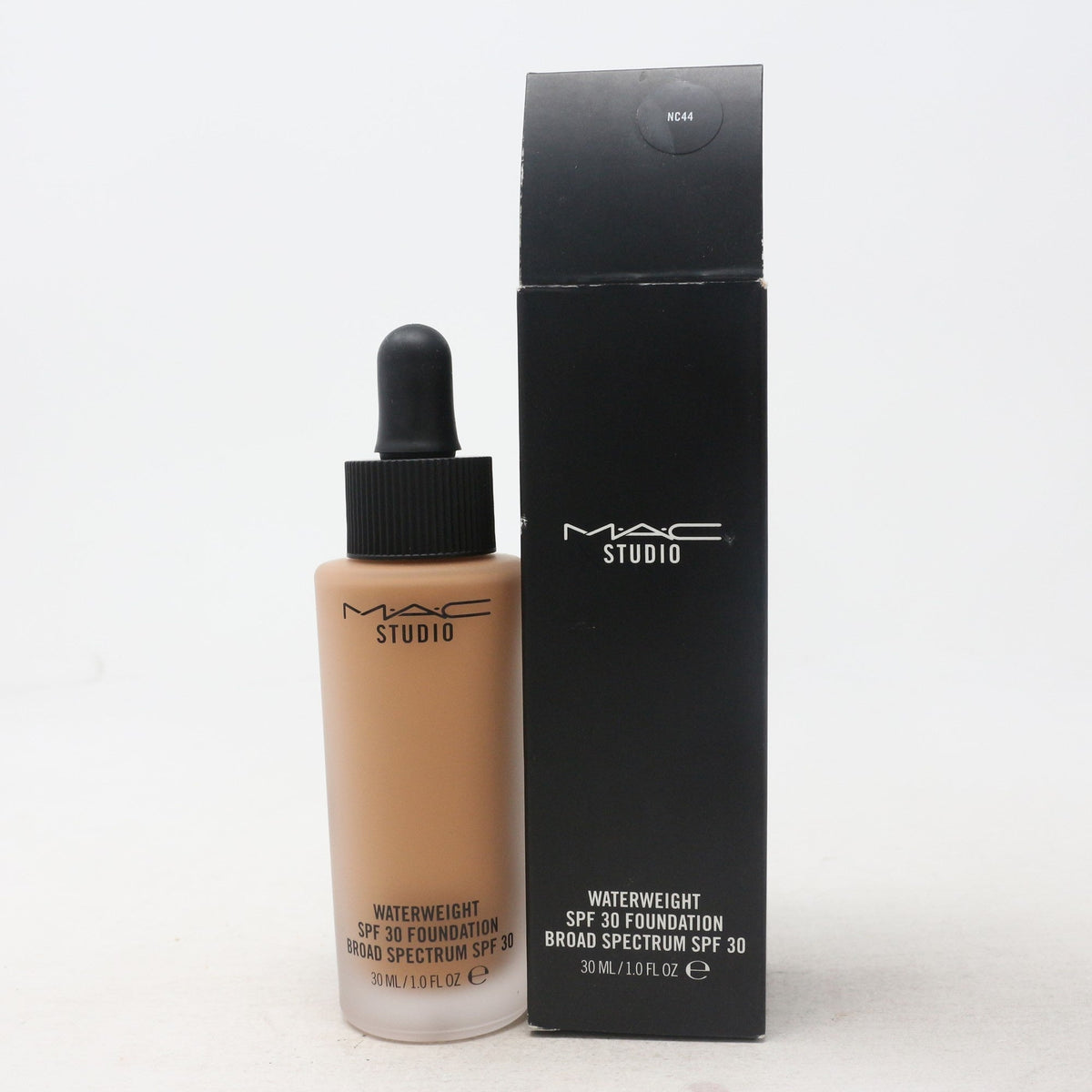 Mac Cosmetics Studio Waterweight Spf 30 Foundation Nc44 1 Oz (30 Ml) MXCT-09