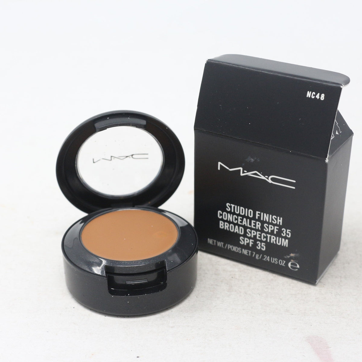 Mac Cosmetics Studio Finish Spf 35 Concealer Nc48 0.24 Oz (7 Ml)  