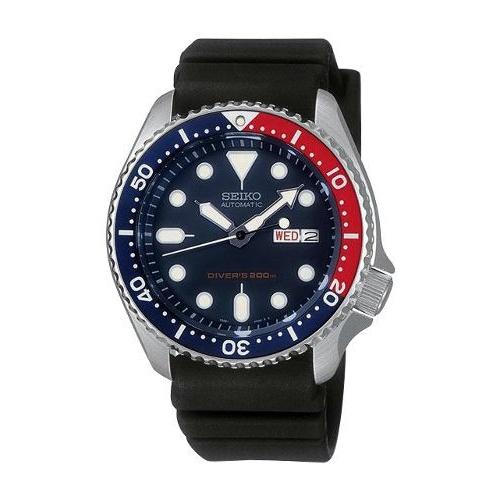 Seiko Men's SKX009 Divers Black Rubber Watch